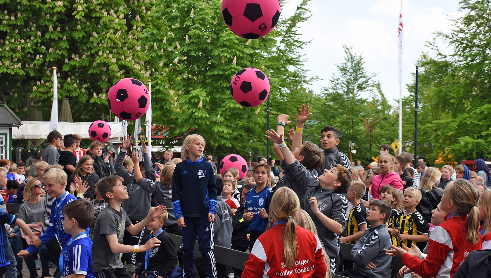 Bakkens Fodbold Festival Hero.jpg Bakkens Fodbold Festival Hero.jpg